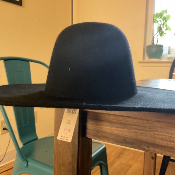 Anthropologie Hat - Picture 3 of 3